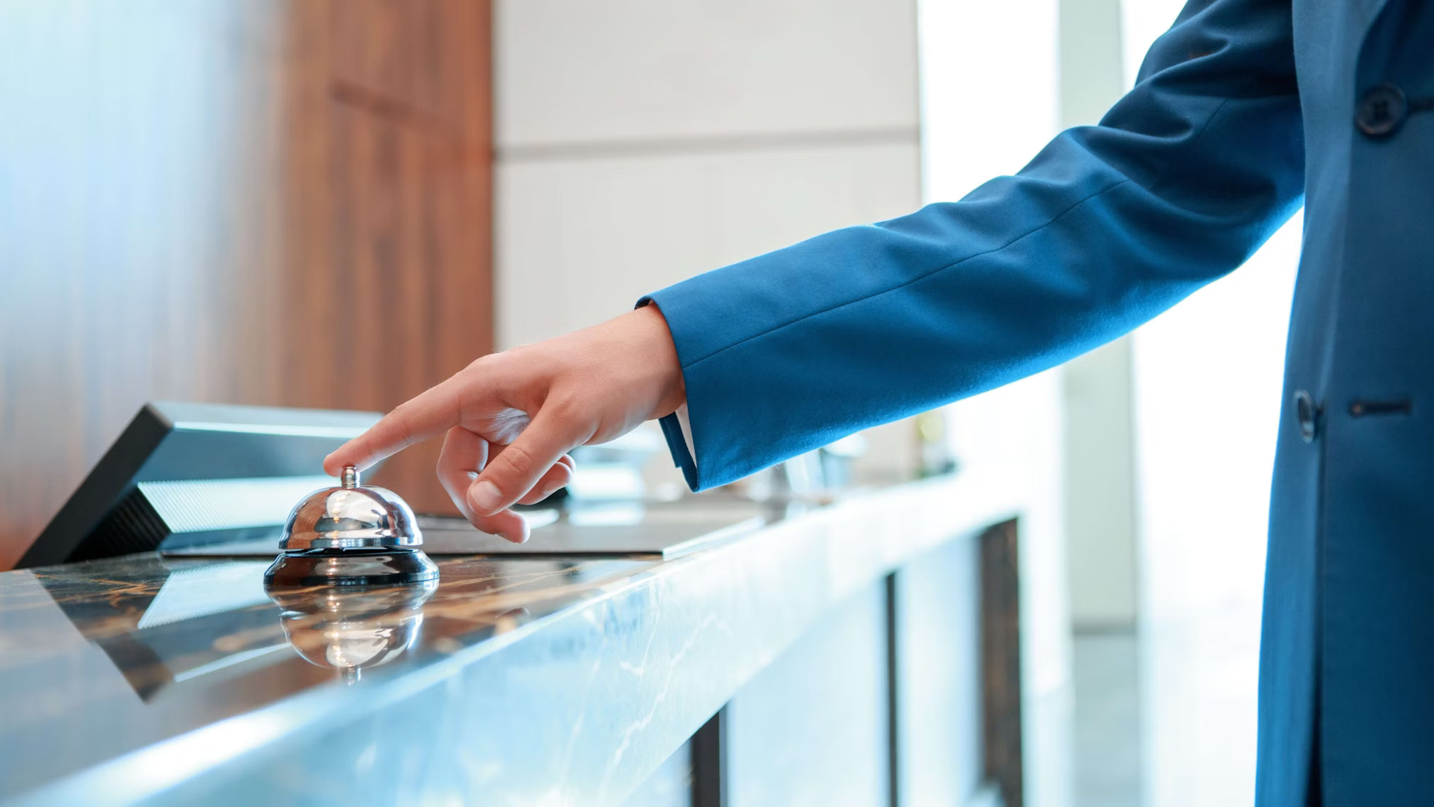 CONCIERGE AND RECEPTION